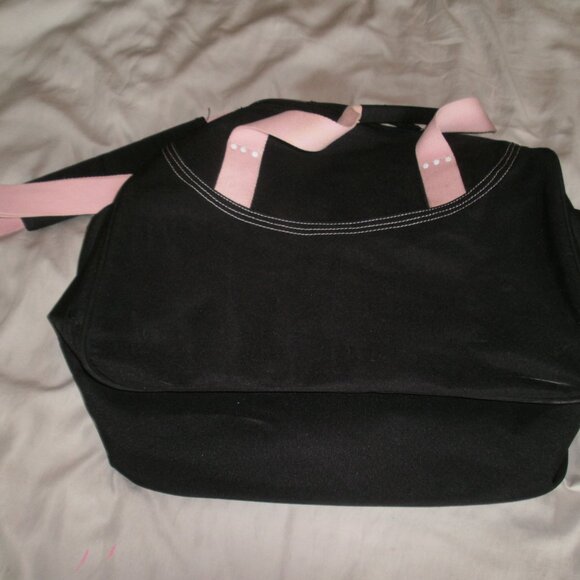 Adidas womens Black And Pink Lettering Gym duffle Bag - Picture 2 of 9